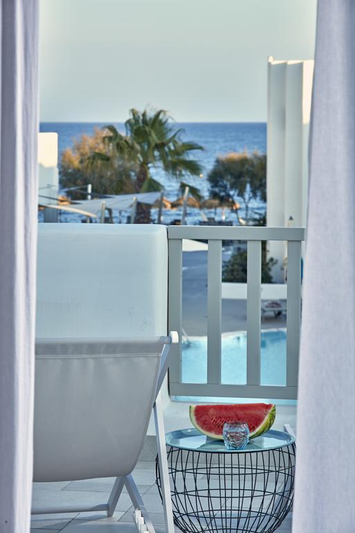 Aqua Blue Beach Hotel Perissa  Esterno foto